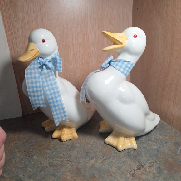 Ceramic Duck Figurines with Blue Gingham Bows - Picture 4 of 7